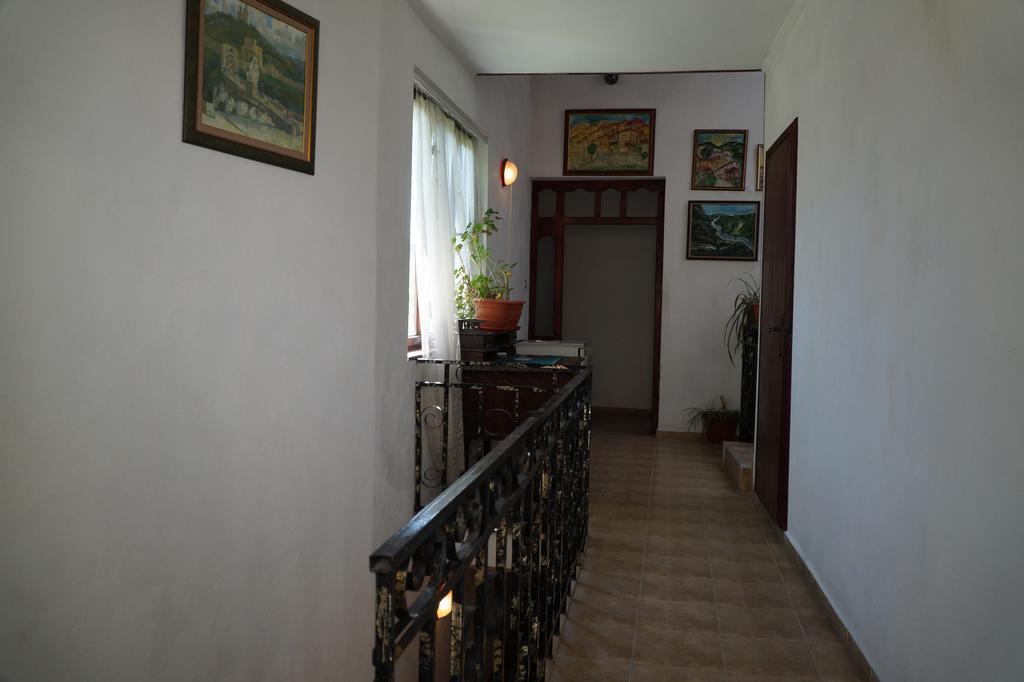 Guestrooms Ross Veliko Tŭrnovo Exterior photo